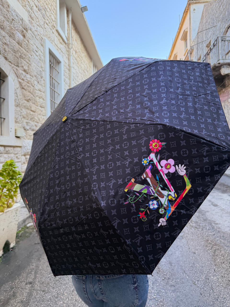 LV Umbrella