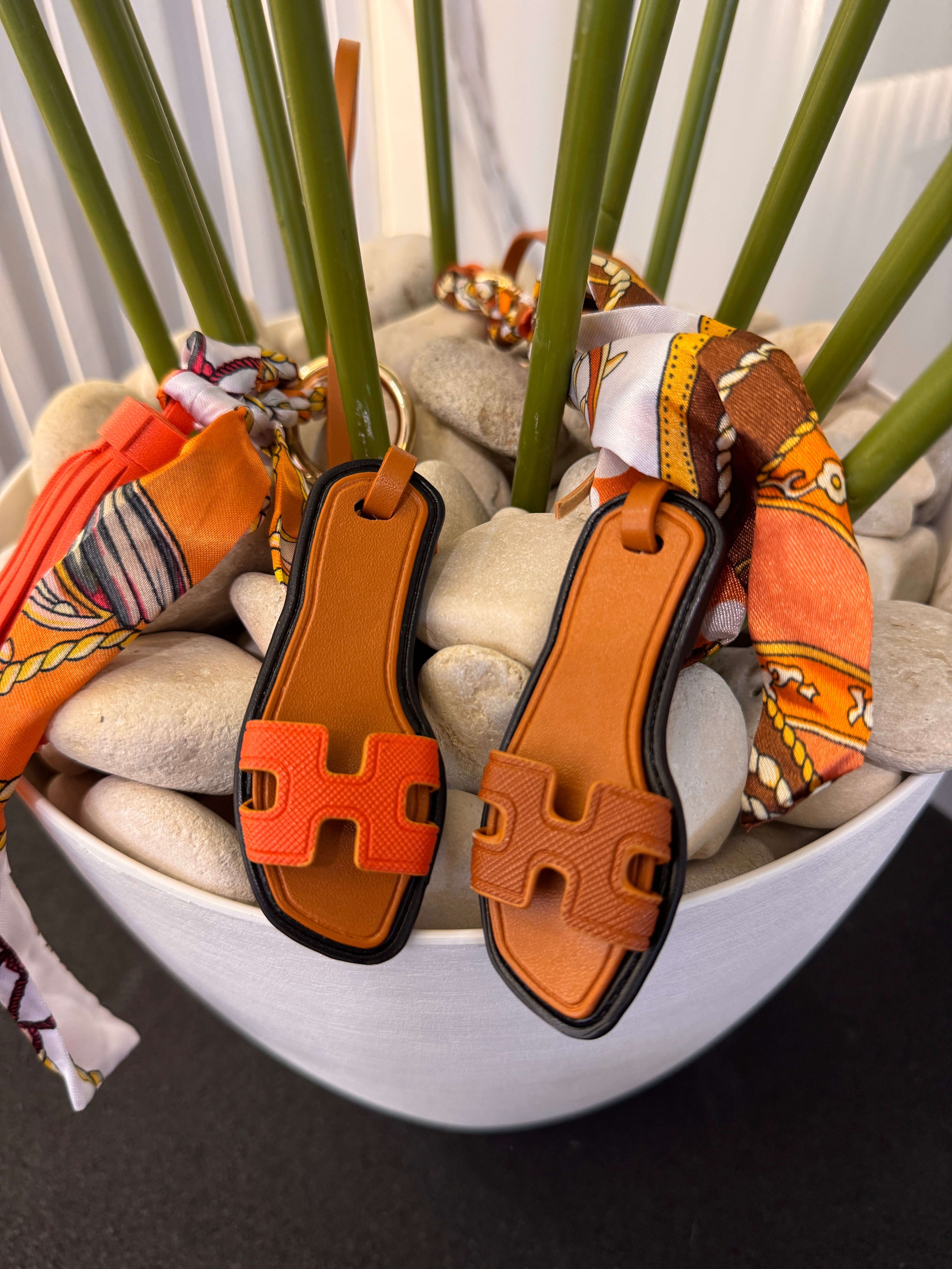 Mini H Slipper Charm X Twilly