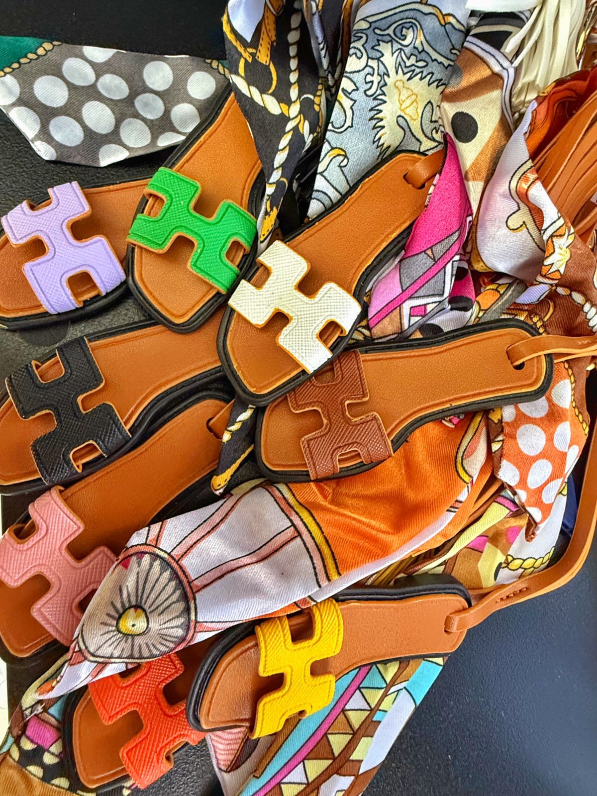 Mini H Slipper Charm X Twilly